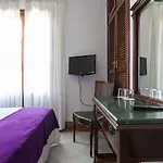 Ξενοδοχείο Baco 2*